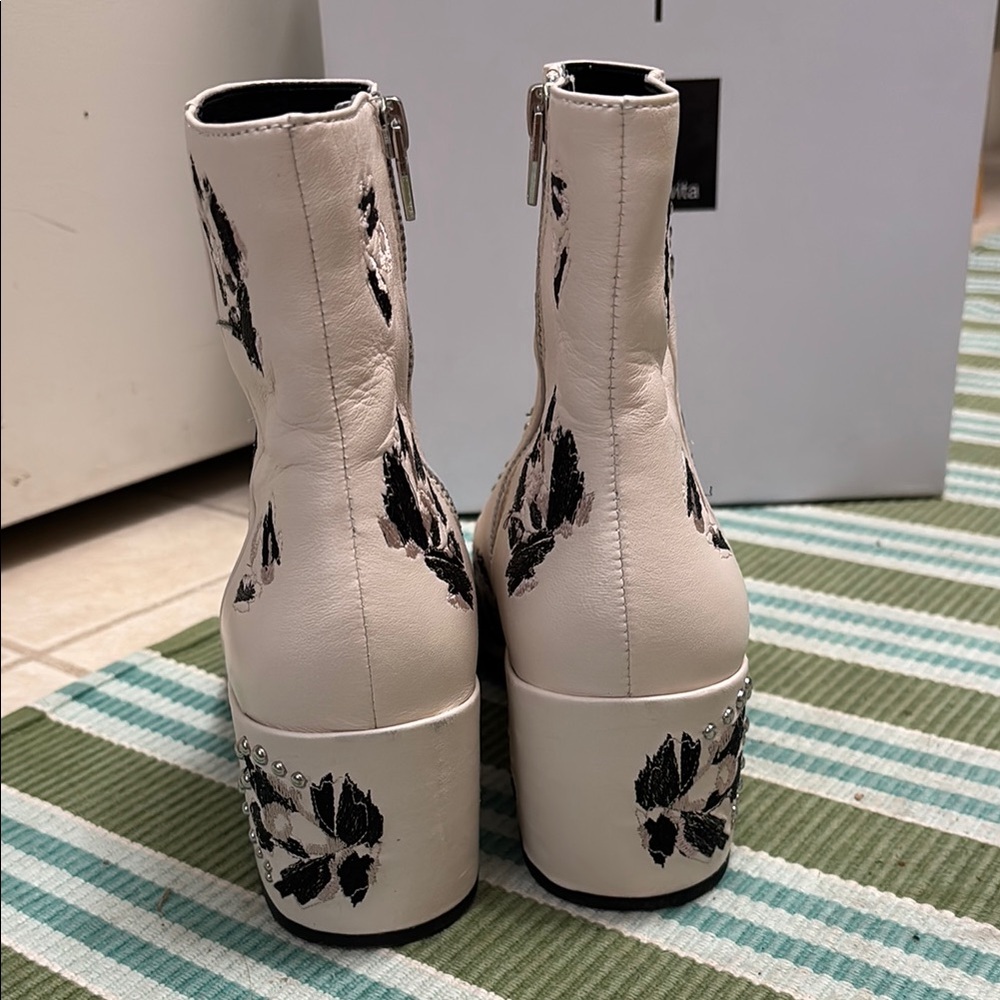Dolce Vita White and Black Ankle Boots - embroidered leather - Picture 8 of 16